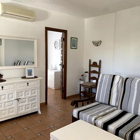 Spacious With A Pool Next To The Apartamento